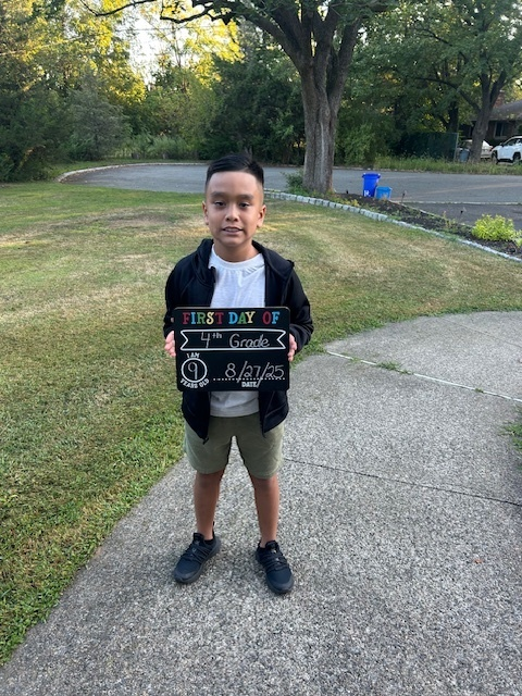 Paws_Pride's tweet photo. Jacob 4th grade at Woodmont! #MTPS1stDay8272025! Have a GREAT 2025-2026 School Year! Enjoy! #EducateInspireEmpower! To share pics, send to communications@montville.net https://t.co/lFGLwehH7m