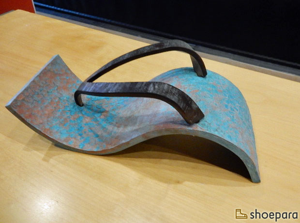 shoepara's tweet photo. 靴の街・浅草で開催中のイベント『靴が歩んだ “昭和100年”（J- s h o e s 1 9 2 5- 2 0 2 5）』、スペシャルトークライブ『日本の靴（履物）、未来の（革）靴』を訪れました。
https://t.co/zhyQ5b4m5m

入場無料！内容を変えて31日まで開催していますので、ぜひ足を運んでみてください♪

#靴 #革靴 https://t.co/jXVuj8gLQF