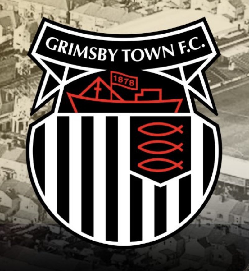 Lea_EFC's tweet photo. Like this tweet if you’re supporting Grimsby Town tonight ❤️ https://t.co/HgvxT2qlWm