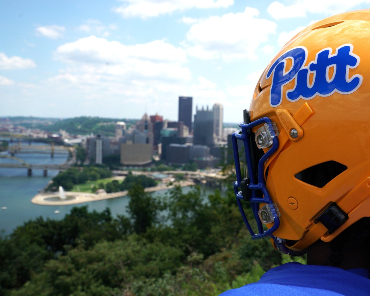 Saturday at Noon. 🏈

Hail to Pitt. Beat Duquesne.

#H2P