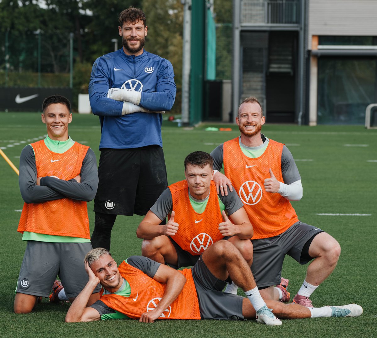 ¡Mitad de semana!
🐺😄

#VfLWolfsburg