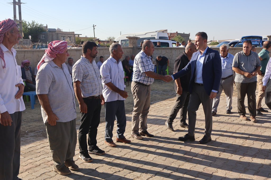 Kaymakamımız Sayın Anıl ADIGÜZEL, ilçemize bağlı Yüksekköyde vefat eden Mehmet Emin BOZKURT için Yüksekköyde kurulan taziyeyi ziyaret ederek ailesine ve yakınlarına başsağlığı diledi

<a href="/anilladgzl/">Anıl Adıgüzel</a>