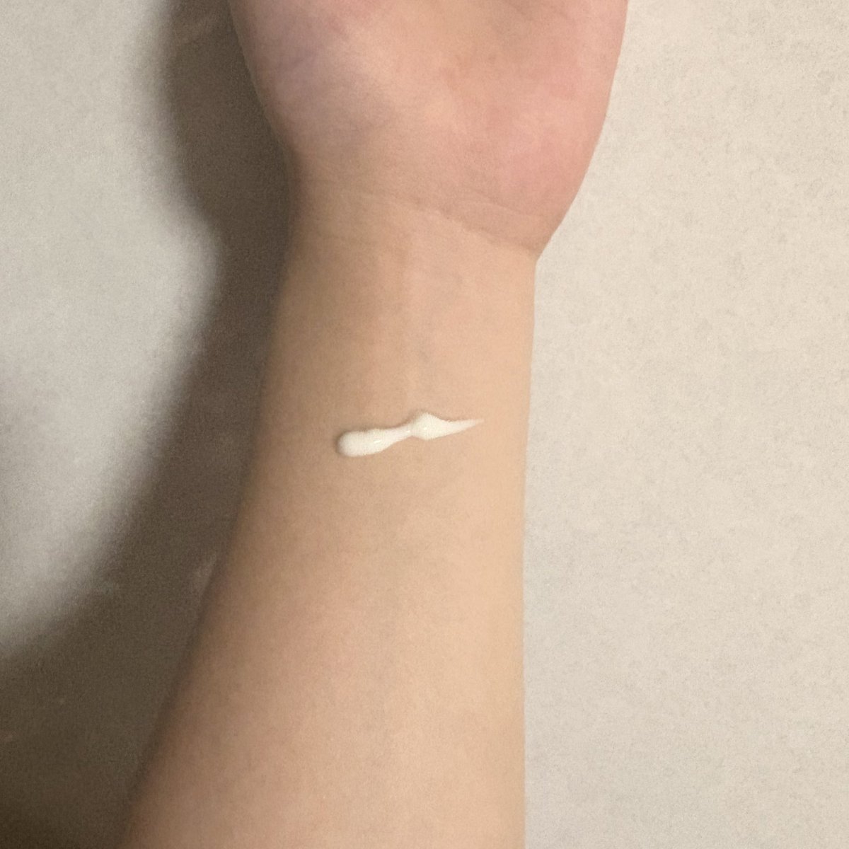 Syllabus_past's tweet image. Ongredientsのスキンバリア水分サンクリームがこの夏にピッタリすぎ🐣

敏感肌にも使えて、塗った瞬間まるで素肌。軽やかすぎるUVケアでうるさら感を出してくれるよ🌱

実際に使ったけど、滑らかテクスチャーでUVカットもしてくれるし、この夏愛用すること確定した！🐤
#PR @ongredients