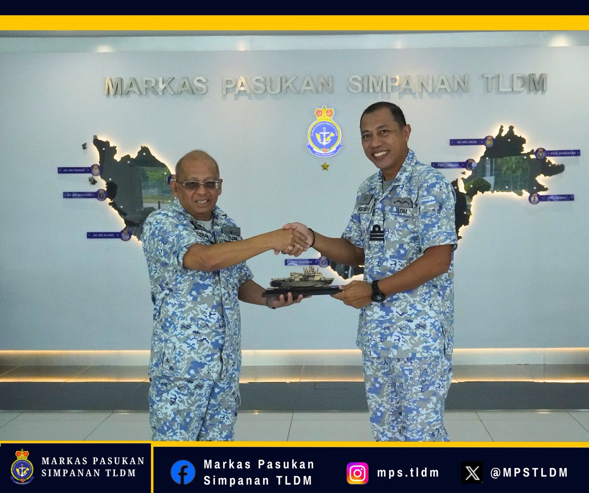 27 Ogos – Panglima Pasukan Simpanan TLDM, Laksma Azhar bin Adam telah menerima kunjungan hormat daripada Pegawai Memerintah KD MAHAWANGSA, Kdr Nasrul Hadi bin Abdul Rahman TLDM. Ini merupakan kunjungan pertama beliau ke MPS TLDM sejak memegang jawatan sebagai Pegawai Memerintah.