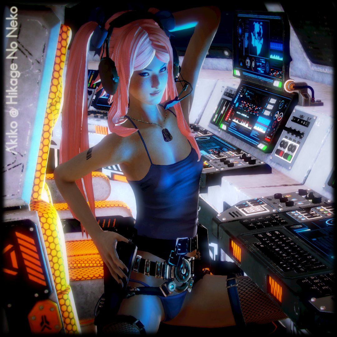 Model : Alice // another opportunity for her to appear on screen in a sci-fi outfit, this time as weapon operator of a space battleship...