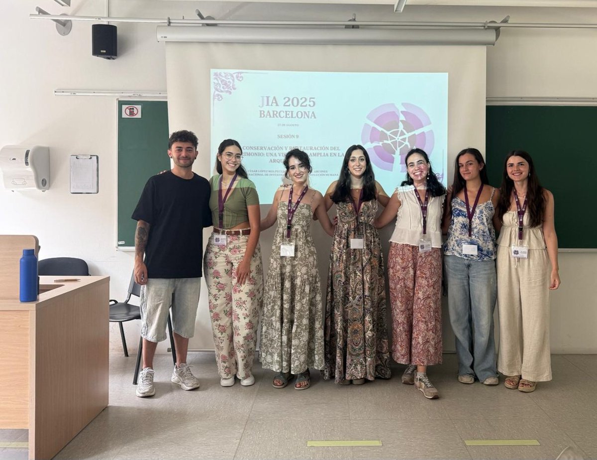 CENIEH_CRLAB's tweet photo. #ICTSNews
... Y enhorabuena a todas las participantes en la sesión de conservación!! Ariana García @unizar, Raquel González @escolaconservac, Saioa Larrañaga @UniGranada, Laura Lázaro @unizar, Sara Escalé #ESCYRA, y Blanca Zarzalejos @UAM_Madrid 💪🏻 
#UAB @CENIEH @jcyl @FATAPUERCA https://t.co/uKHStbfLio