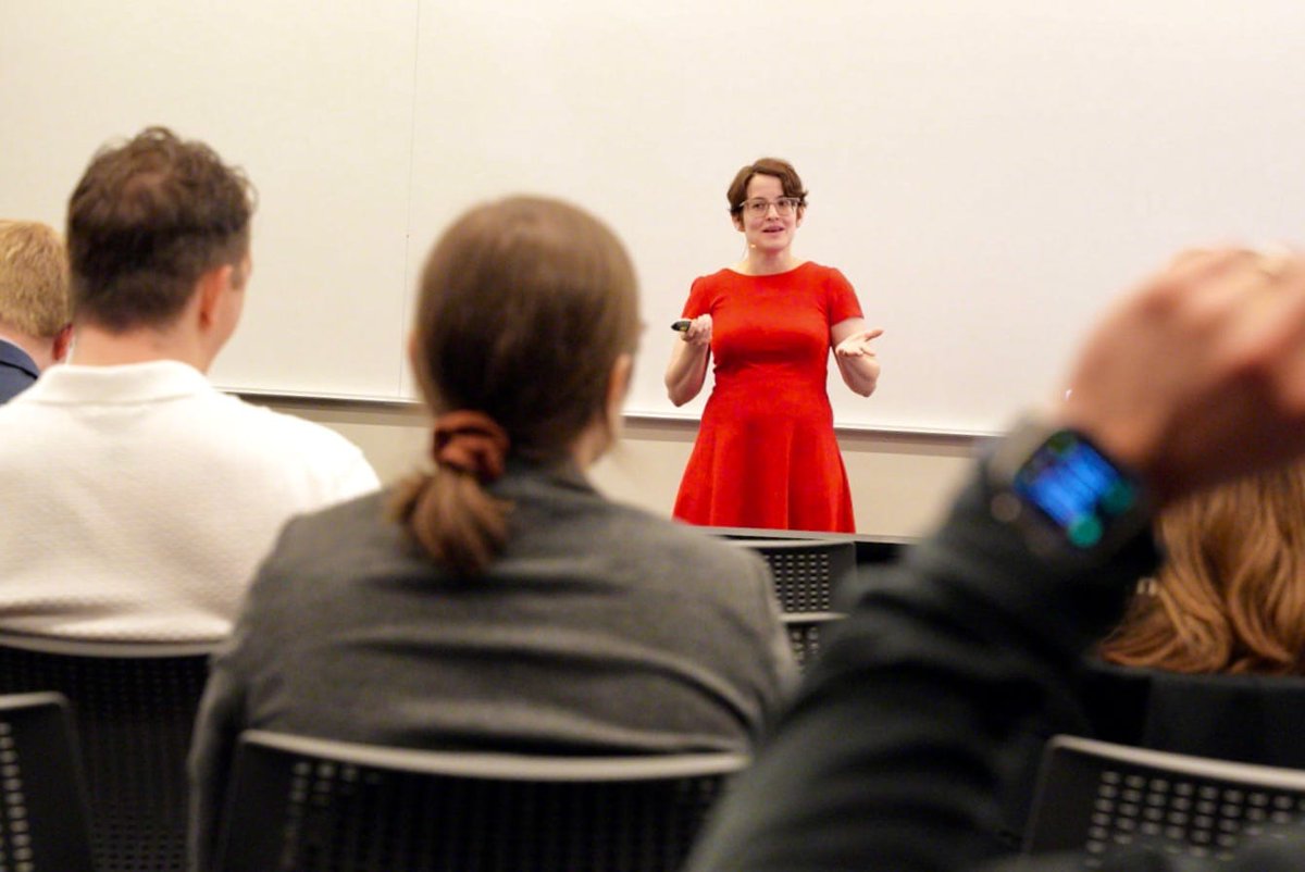 TheDataConf's tweet image. Ever faced a mountain of docs? 📚

Andrew Wallender (Bloomberg IG) showed how open-source embeddings can uncover themes+semantic meaning. Then Abigail Haddad built on that with practical LLM workflows for processing entire document collections.

#dataconfAI #LLMs #DataScience #AI