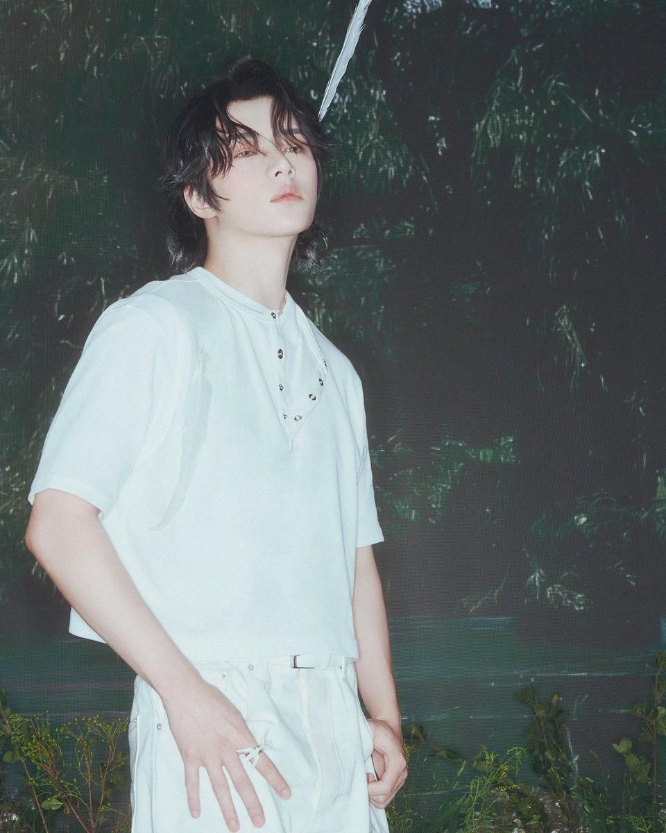 ⠀
under skies starkissed, his spirit begins to alight, a quiet glow in the fading light—
⠀