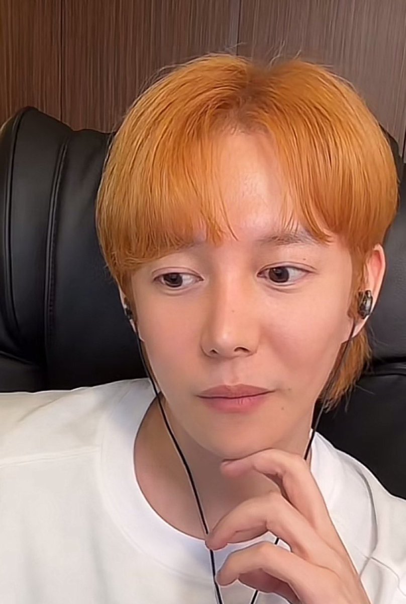 rqtyuki's tweet photo. 🚨Park Kyung’s mbti is intp now. https://t.co/0LukhC5TcR