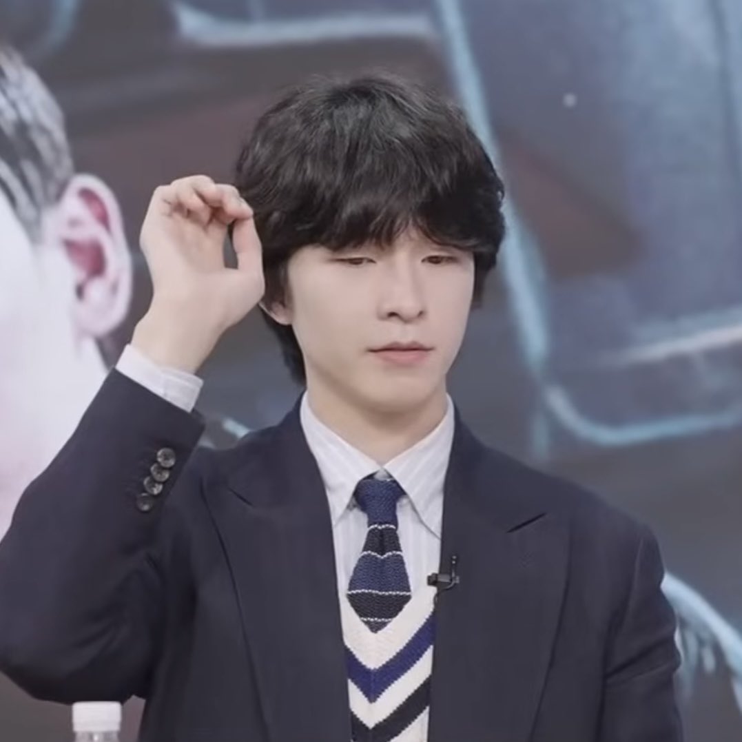 minali1493665's tweet photo. 수호가 왜 입원하게 됐는지
설명해 볼 사람?

                                                                      저요

맞았어요 정답이에요 https://t.co/rGiZpEnmZ9