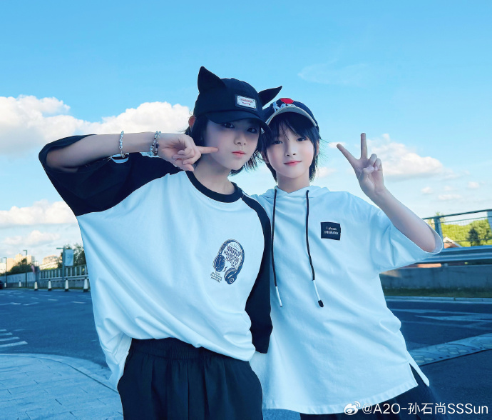 wearea2o_family's tweet photo. 250827 A2O LTB #SSSun weibo update with #NUONUO
@A2O_Channel #A2O #A2O_Rookies #A2O_LTB #A2O_SSSun #A2O_NUONUO #WeAreA2O_Family https://t.co/lRziek6DGh