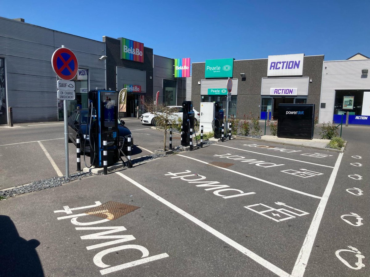 PlugShare (@plugshare) on Twitter photo Midweek Spotlight
Spanning Western Europe and making it's way to Eastern EU, <a href="/PowerdotFR/">Power Dot 🇲🇫</a> is making a name for itself with EV owners. Laying out their chargers in hot locations such as supermarkets, restaurants, and shopping malls, drivers can always relay on finding their Midweek Spotlight
Spanning Western Europe and making it's way to Eastern EU, <a href="/PowerdotFR/">Power Dot 🇲🇫</a> is making a name for itself with EV owners. Laying out their chargers in hot locations such as supermarkets, restaurants, and shopping malls, drivers can always relay on finding their