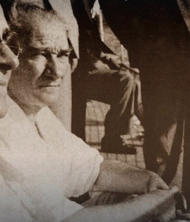 Ne senden geçeriz ne senin eserinden!