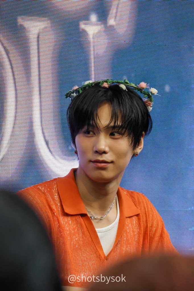 shotsbysok's tweet photo. 250823 Rocky Fansign in Singapore: Read You, Feel You 🤩

#라키 #ROCKY #RockyInSingapore #RockyInSingaporeLah #ReadYouFeelYou https://t.co/J4rjnyfRoC