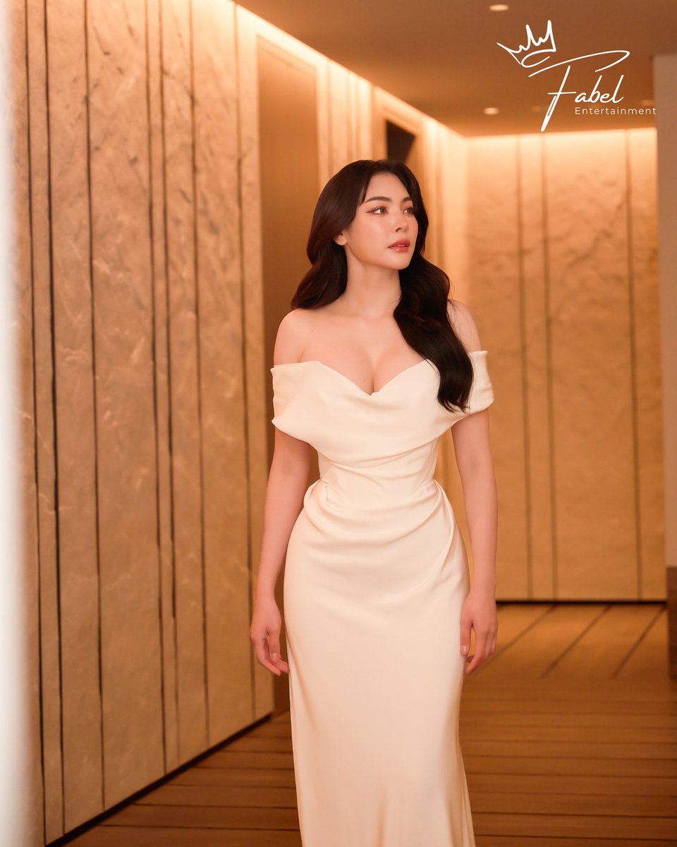 👑🌻✨

PERAYA LEGENDARY LEGACY
#TiffanyAndCoxFaye
#TiffanyAndCo
#LegendaryLegacy
#FayePeraya
#ฝ้ายพีรญา