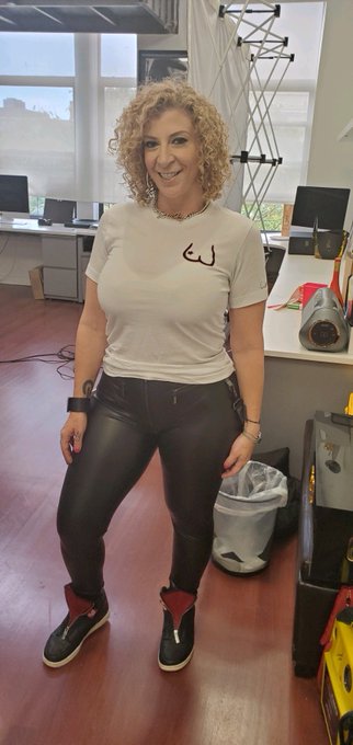 Watch Sara Jay Official's leaked NSFW photo on TwXstars