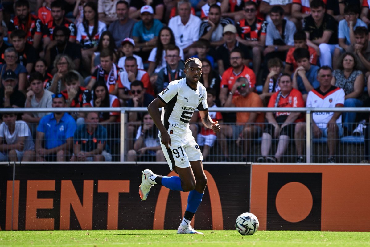 _BeFootball's tweet image. 𝗟𝗘 𝗖𝗘𝗡𝗧𝗥𝗘 𝗗𝗘 𝗙𝗢𝗥𝗠𝗔𝗧𝗜𝗢𝗡 𝗗𝗘 𝗥𝗘𝗡𝗡𝗘𝗦 𝗘𝗦𝗧 𝗦𝗨𝗥-𝗥𝗘𝗣𝗥𝗘́𝗦𝗘𝗡𝗧𝗘́ 𝗘𝗡 𝗘𝗗𝗙 🤯❤️🖤

𝐸𝑛 𝐴 :

🇫🇷 Doué
🇫🇷 Dembélé

𝐸𝑛 𝐸𝑠𝑝𝑜𝑖𝑟𝑠 :

🇫🇷 Tel
🇫🇷 Jacquet
🇫🇷 Cissé
🇫🇷 Ugochukwu
🇫🇷 Méïté 

𝗖’𝗘𝗦𝗧 𝗙𝗢𝗥𝗧.