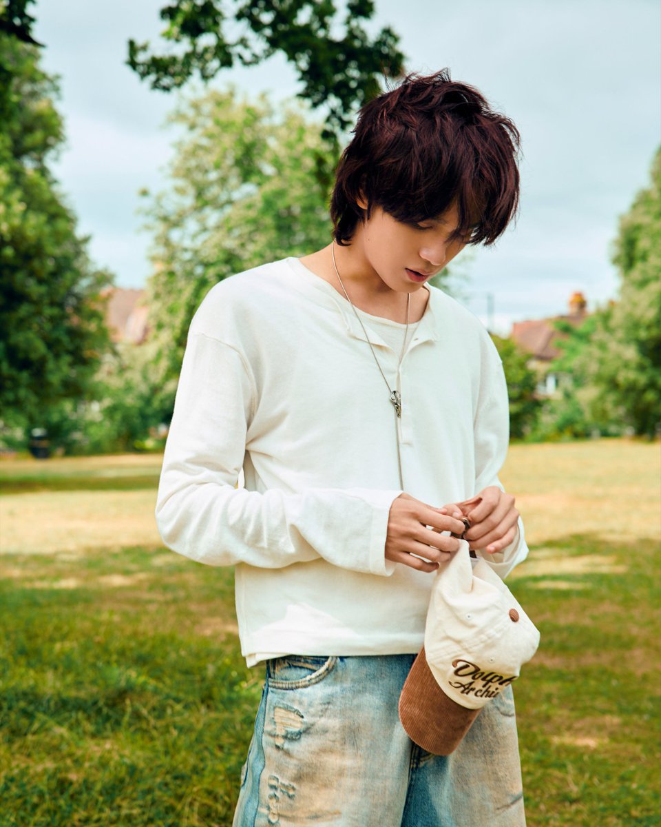 Sayangku indah banget 😣💗

HAECHAN MILD TEASER
#TasteTheMildMoment
#HAECHAN_TASTE
#해찬솔로_데뷔팬_모여