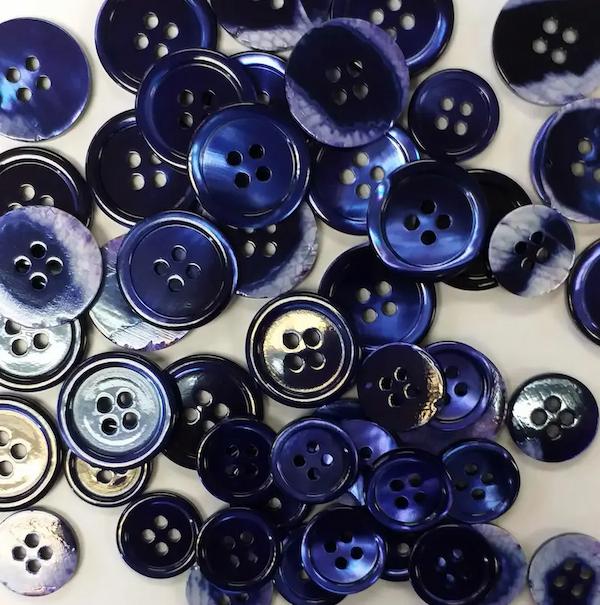 ywbutton's tweet image. Brilliant vivid 12 colors of Dyed Pearl Suit Buttons Sizes 24L for sleeves and 32L for body of suit.
Available in dozen or gross, shop now while stock lasts at zurl.co/YygnU