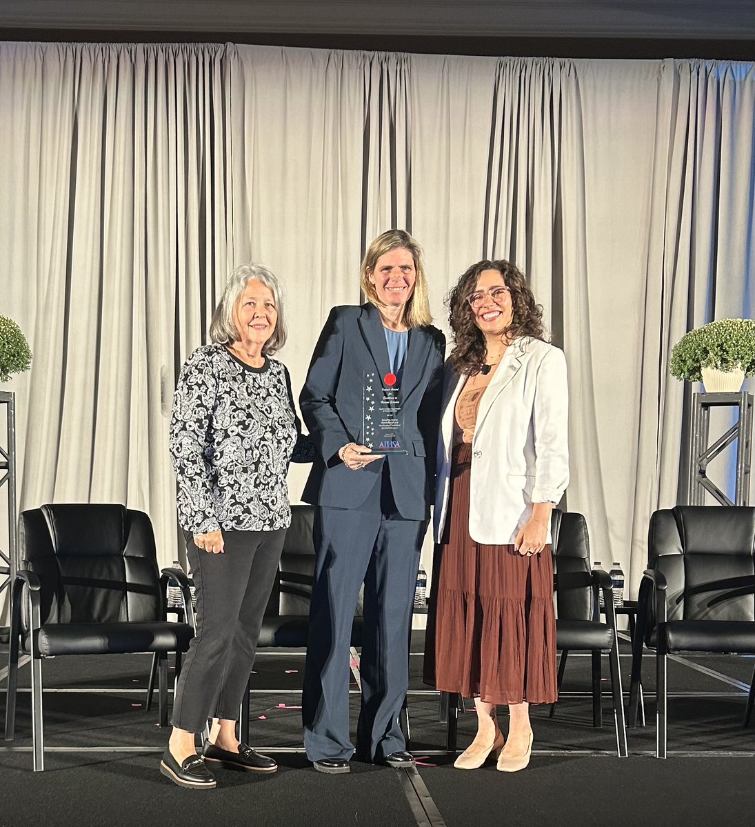 American Public Human Services Association (@aphsa1) on Twitter photo Excited to present our last #EMWB2025 award, the American Association of SNAP Directors (AASD) Impact Award for Excellence in Human Services, to the South Carolina Department of Social Services (<a href="/SC_DSS/">SC Social Services</a>)! Read the press release to learn more: aphsa.org/wp-content/upl… Excited to present our last #EMWB2025 award, the American Association of SNAP Directors (AASD) Impact Award for Excellence in Human Services, to the South Carolina Department of Social Services (<a href="/SC_DSS/">SC Social Services</a>)! Read the press release to learn more: aphsa.org/wp-content/upl…