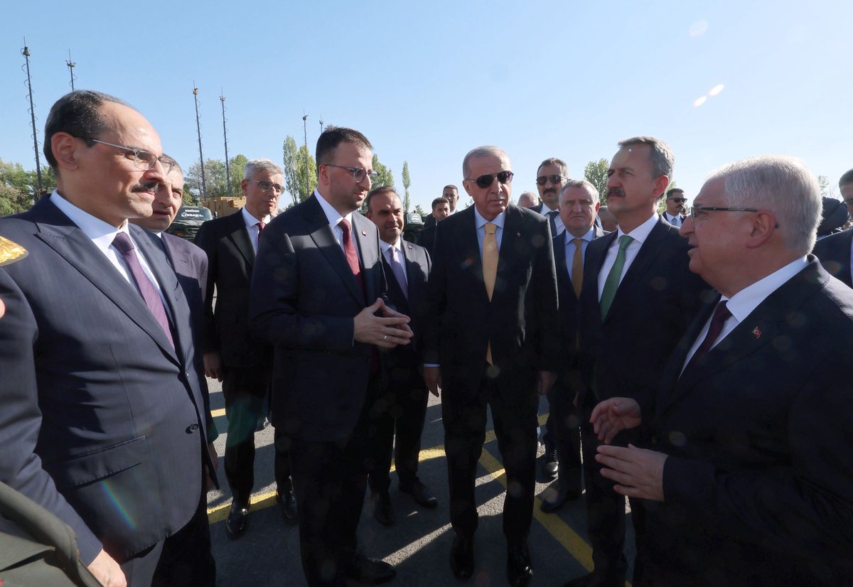 Cumhurbaşkanımız Sayın Recep Tayyip Erdoğan, Çelik Kubbe Teslimatları ve Oğulbey Temel Atma Töreni öncesi ASELSAN Gölbaşı Yerleşkesi'nde incelemelerde bulundu.