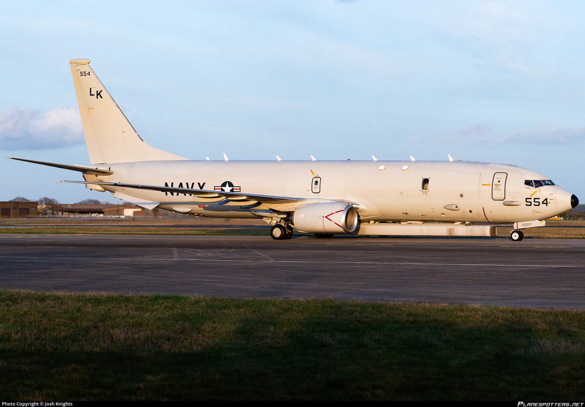ArmchairAdml's tweet photo. #USNavy United States Navy
Boeing P-8A Poseidon 1x:
#AE5F43 169554 - UNKNOWN C/S
US Navy Poseidon 169554 identified in this video operating under the hex code #AE686F today. https://t.co/FRD9HO9Ch4