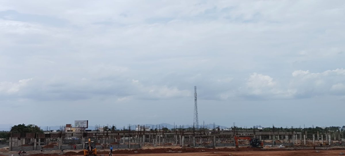 Updatestrichy2's tweet photo. Construction 🏗️ Update of Trichy Based Lion Dates Impax Pvt Limited New Major Plant coming up near Konalai
♦️ Area - 15 acres
♦️ Build up space - 3 Lakh sqft #Trichy #Industry https://t.co/Fsr1BUQciO