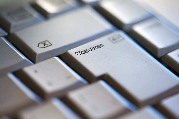 📲Cuando realice compras por internet, ingrese siempre la dirección con su teclado. No acceda a través de enlaces de terceros, ya que podría tratarse de una #Estafa