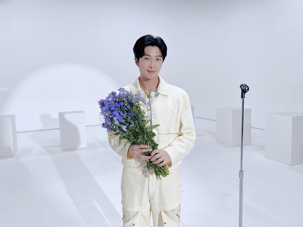 Let's make some noise for 1000 days of INDIGO! Join the celebration with streams and spread the word using these hashtags.

#INDIGO_1000일_축하해
#1000DAYS_WITH_INDIGO
#더_깊어진_남준이의_INDIGO
#INDIGOto1Billion
#RM