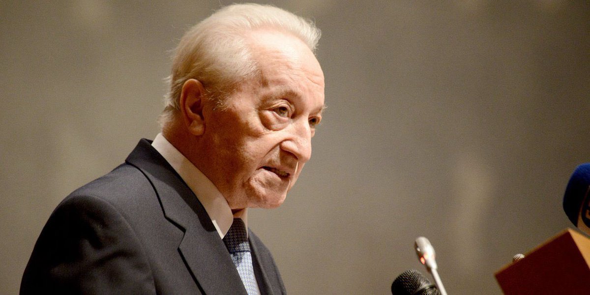 Με μεγάλη θλίψη και βαθιά συγκίνηση, αποχαιρετώ τον Κωνσταντίνο Πυλαρινό.

Στενός συνεργάτης του Κωνσταντίνου Καραμανλή, αλλά και του Κωνσταντίνου Μητσοτάκη, υπήρξε άνθρωπος με όραμα και προσφορά.

Του οφείλουμε πολλά, ανάμεσα στα οποία, τον καταλυτικό του ρόλο στη δημιουργία του