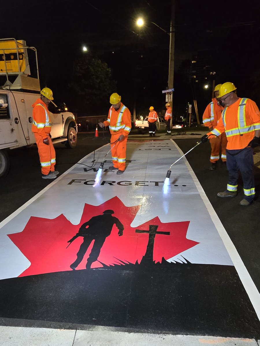 Proud to announce the crosswalk at the Port Credit Cenotaph has just been installed.  It is a tribute to our soldiers.
Thank to our dedicated Works staff for doing an incredible job. 
The Crosswalk is at Stavebank and Park.
#community #Ward1 #mississauga #LestWeForget
