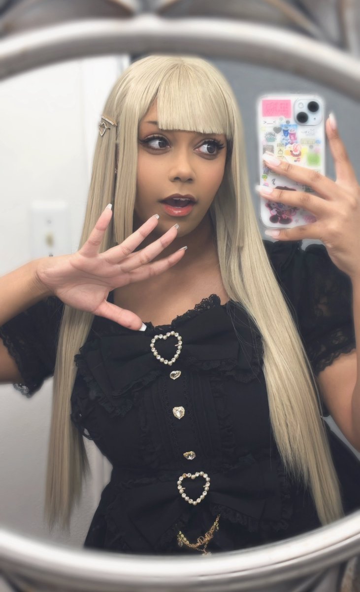 __emicchi's tweet image. ⋆｡‧˚ʚ♡ɞ˚‧｡⋆

emi | 01&apos; | she/her
ENG/JP ok! 
idols / vkei / genshin lover

♡ / ↺ to be moots ♪( ´▽｀)

#jiraikei #jiraitwt #地雷女