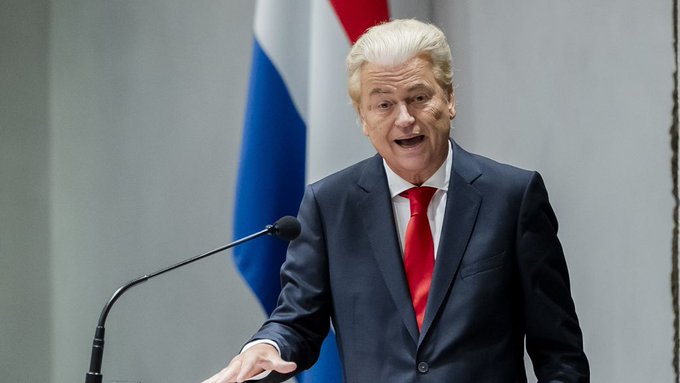 Petra van Dam tweet media