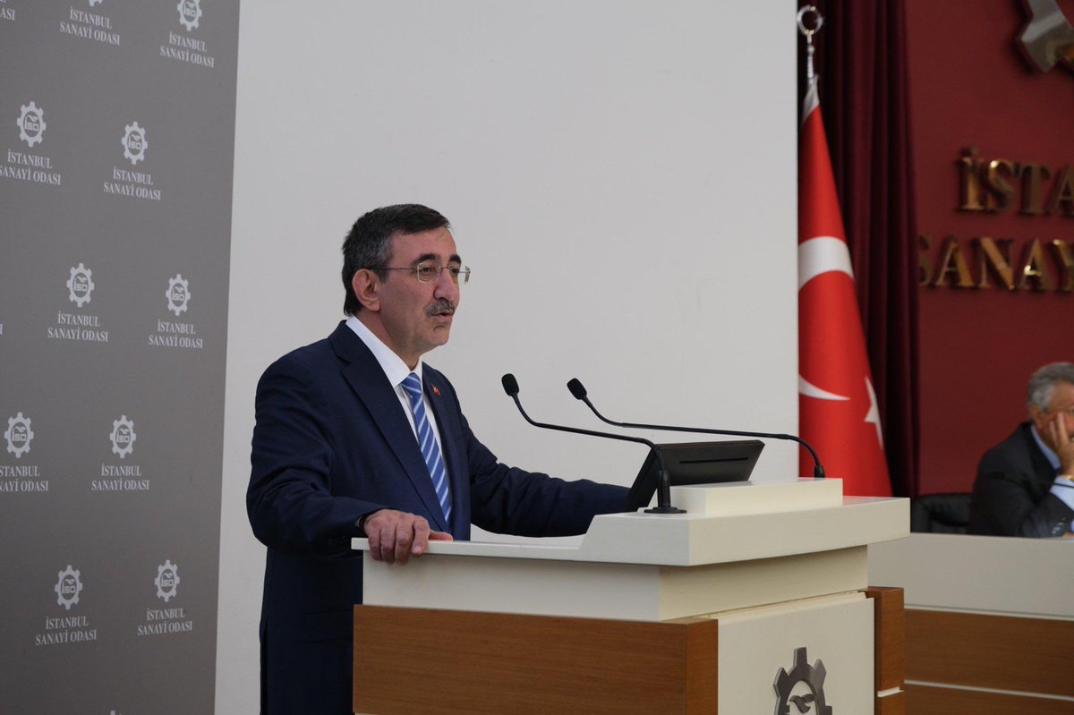 Ülkemizin büyüme vizyonunun ve kalkınma hamlelerinin en güçlü lokomotiflerinden birisi olan 
İstanbul Sanayi Odamızın Ağustos Ayı Meclis Toplantısında Cumhurbaşkanı Yardımcımız Sayın Cevdet Yılmaz Beyfendi,İSO Yönetim Kurulu Başkanı Sayın Erdal Bahçıvan, Meclis Başkanı Sayın