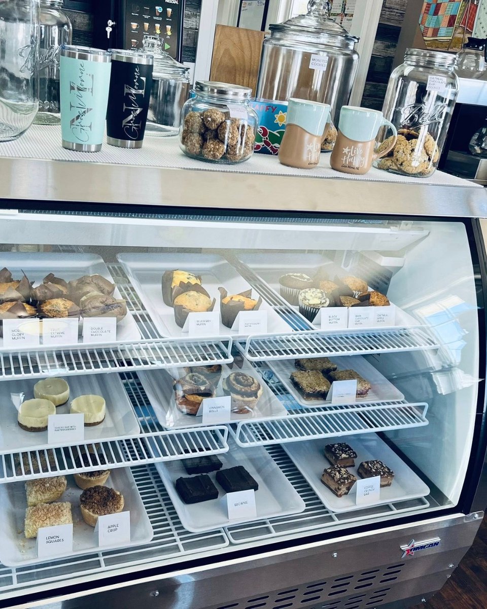 Our refrigerated display case at Sunset Café (Gros Morne, Rocky Harbour) is keeping it cool while they serve top coffee, hearty breakfasts &amp; tasty lunches. ☕🥪❄️✨
#RefrigeratedDisplayCase #CafeLife #GrosMorne #RockyHarbour
