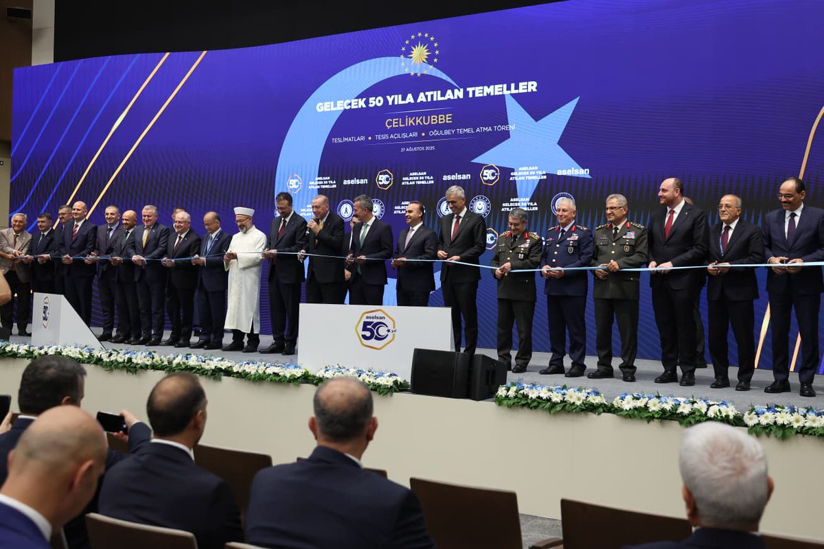 Millî Savunma Bakanı Yaşar Güler, Cumhurbaşkanımız Sayın Recep Tayyip Erdoğan’ın teşrifleriyle gerçekleştirilen “Çelik Kubbe Teslimatları, Tesis Açılışları ve Oğulbey Temel Atma Töreni”ne katılarak bir konuşma yaptı. 

Bakan Yaşar Güler’in beraberinde TSK Komuta Kademesi ve Bakan