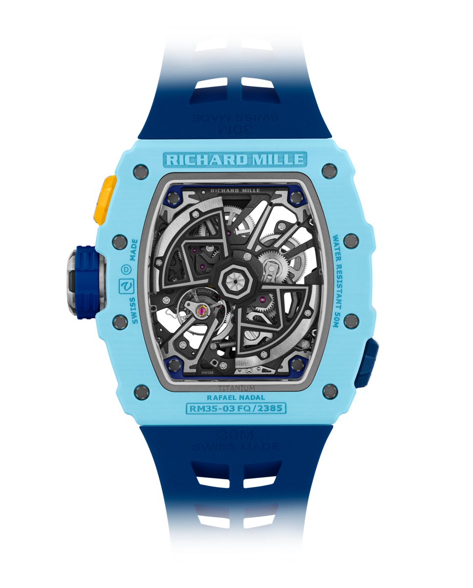 Playful in spirit yet technically sophisticated, the butterfly rotor of the RM 35-03 Rafael Nadal in pastel blue Quartz TPT® offers the perfect balance — protecting the movement during intense activity while preserving the everyday convenience of automatic winding.