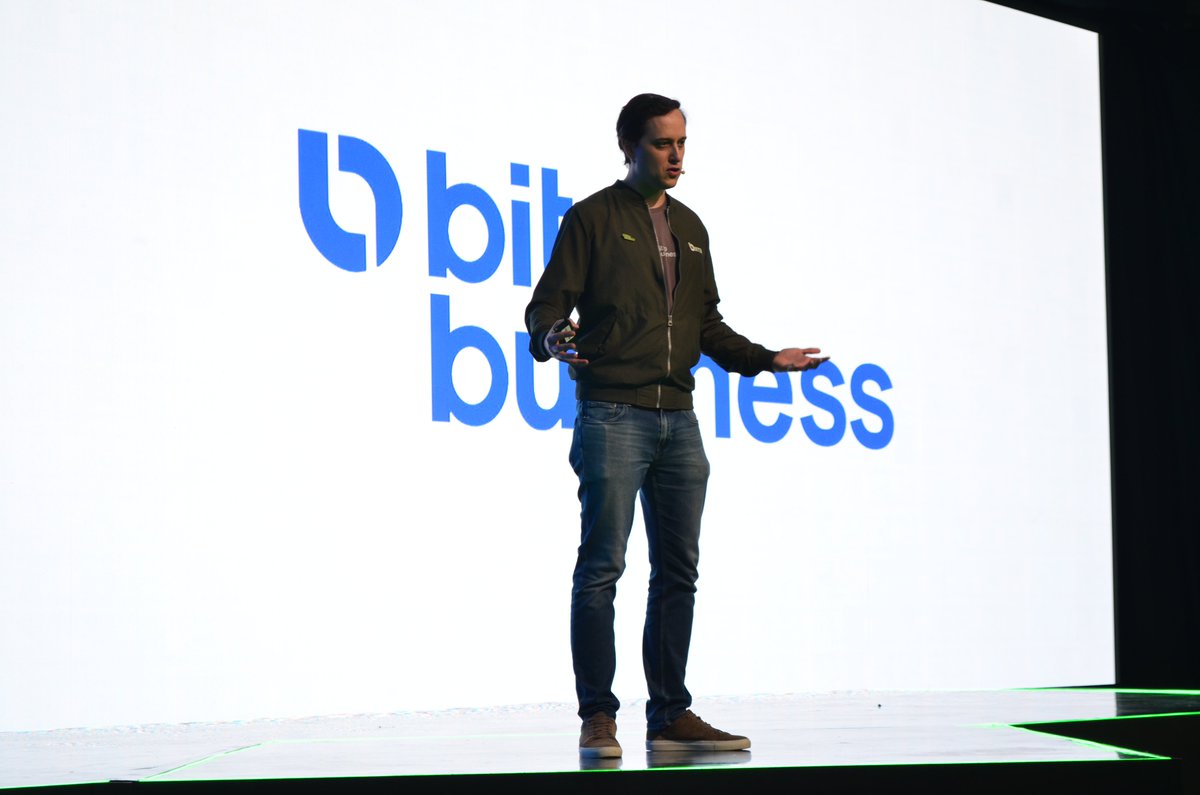 Daniel <a href="/vogelbit/">Daniel Vogel</a>, CEO de <a href="/Bitso/">Bitso</a>, presenta la nueva imagen de Bitso Business,  en el escenario de la #StablecoinConf2025

Tras construirla durante los últimos 18-24 meses, hoy es su presentación oficial al mundo, dice.  

#StablecoinConference
Cobertura en: 
<a href="/dpl_news/">DPL News</a> <a href="/dpl_tech/">DPL Tech</a>