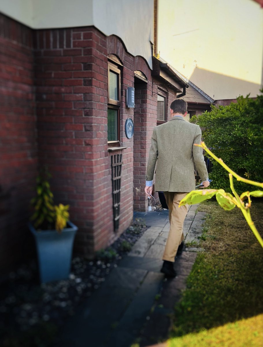 Rhydian Lloyd-Francis (@rhydianlf) on Twitter photo Yet another lovely evening campaigning for Nick Wood, your Welsh Conservative candidate for the Cowbridge by-election.
It was splendid to join <a href="/AndrewRTDavies/">Andrew RT Davies</a>, <a href="/George4SWales/">George Carroll</a>, and the rest of the <a href="/VoGConservative/">Vale Conservatives</a> team.
Polling day is tomorrow — vote for Nick Wood in Cowbridge! Yet another lovely evening campaigning for Nick Wood, your Welsh Conservative candidate for the Cowbridge by-election.
It was splendid to join <a href="/AndrewRTDavies/">Andrew RT Davies</a>, <a href="/George4SWales/">George Carroll</a>, and the rest of the <a href="/VoGConservative/">Vale Conservatives</a> team.
Polling day is tomorrow — vote for Nick Wood in Cowbridge!