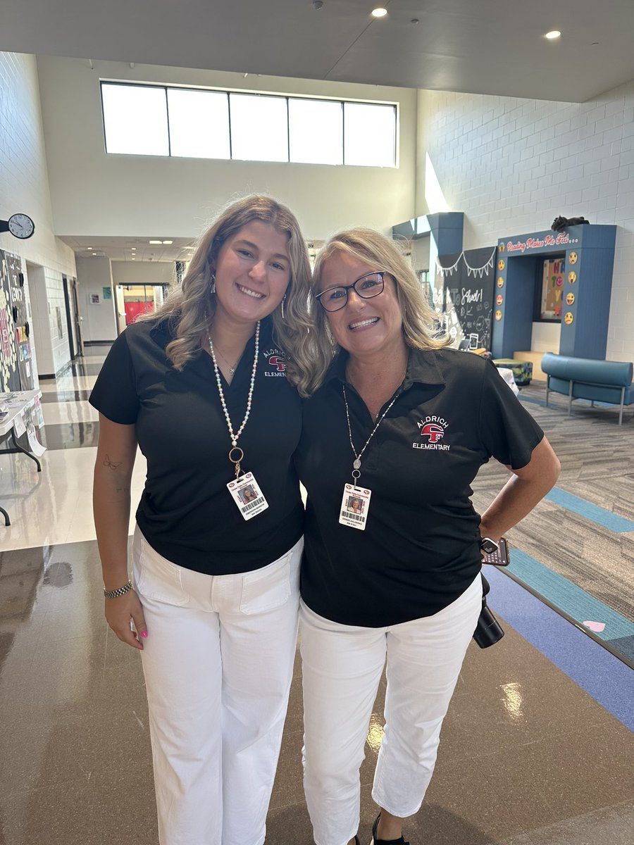 Tara Estep tweet media