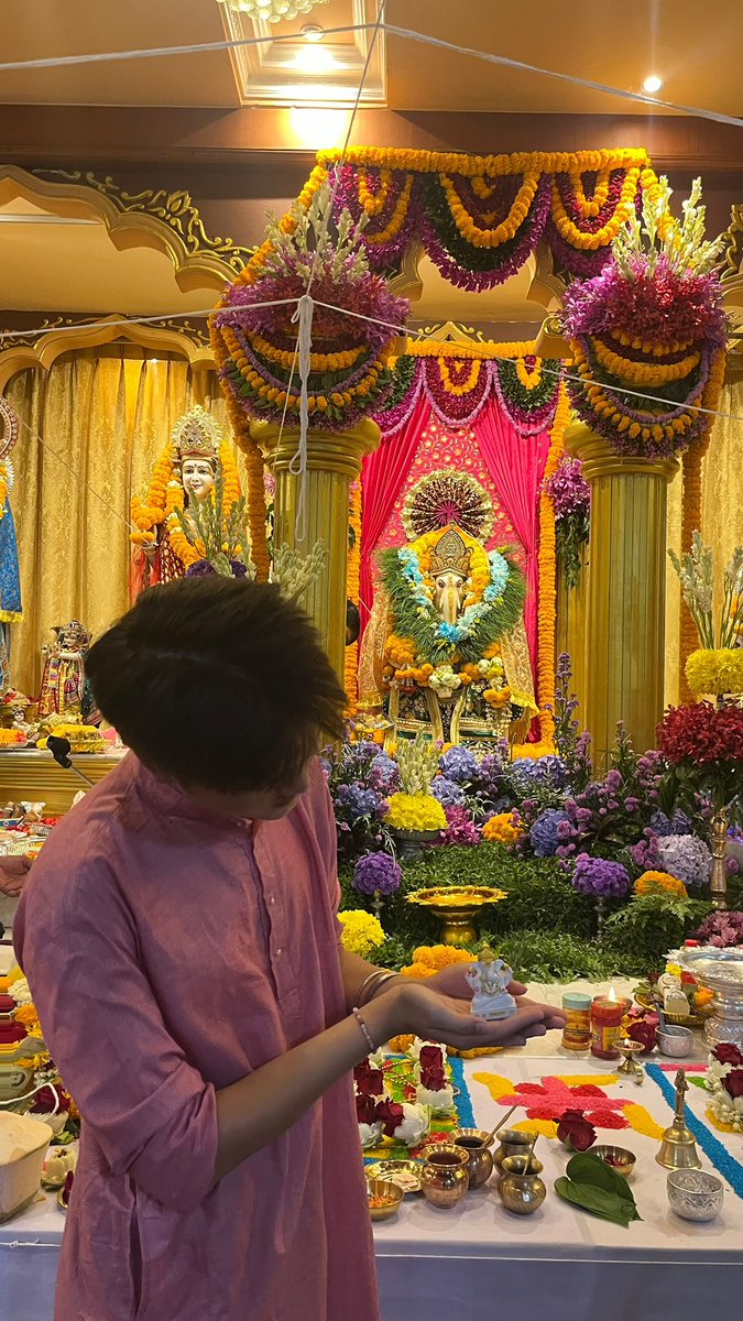 ommamuu's tweet photo. ganesh chaturthi 2025 https://t.co/A9xkONtkds