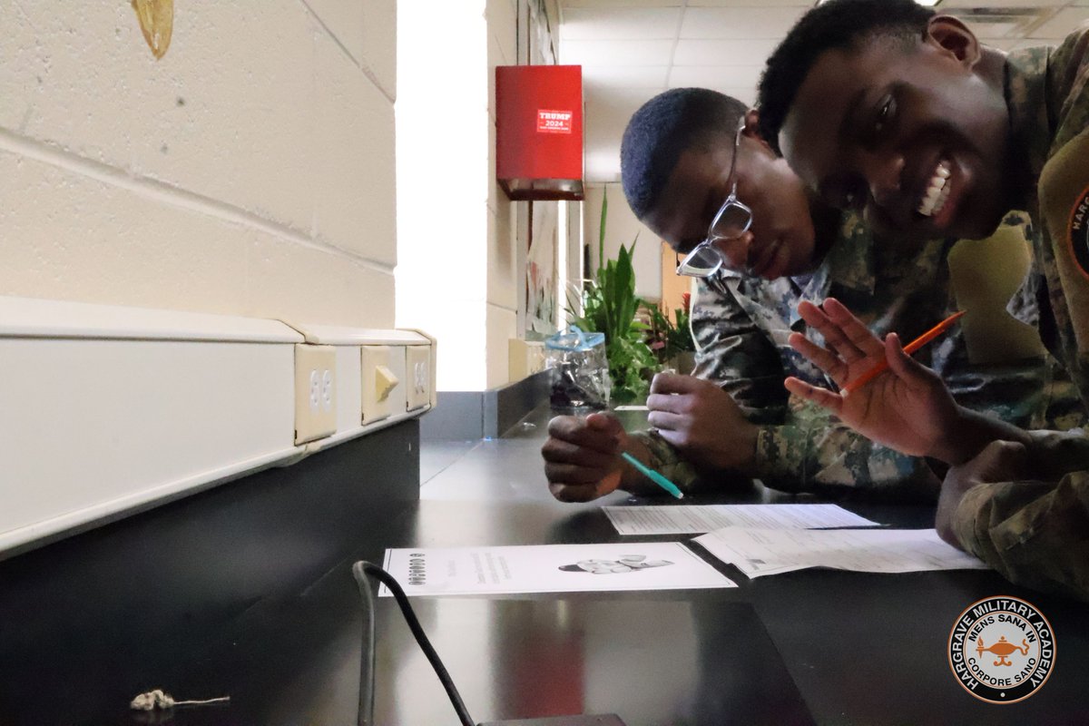 HargraveTigers's tweet image. Nothing makes Hargrave prouder than seeing our cadets back in class, ready to learn and lead. The faculty and staff are excited to walk alongside them every step of the way this year. 

#HargraveTigers #FirstDayOfClass