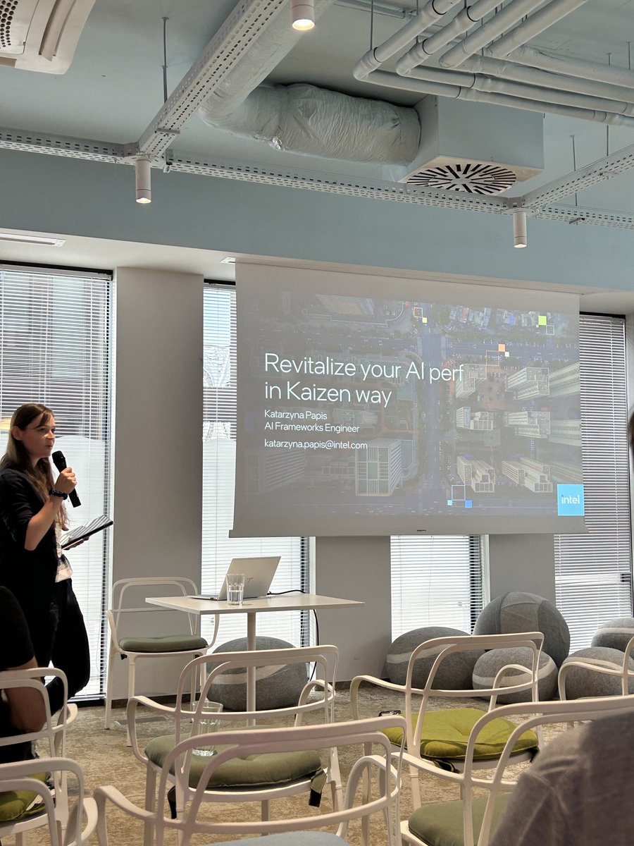 slyapustin's tweet image. #pydata #trojmiasto