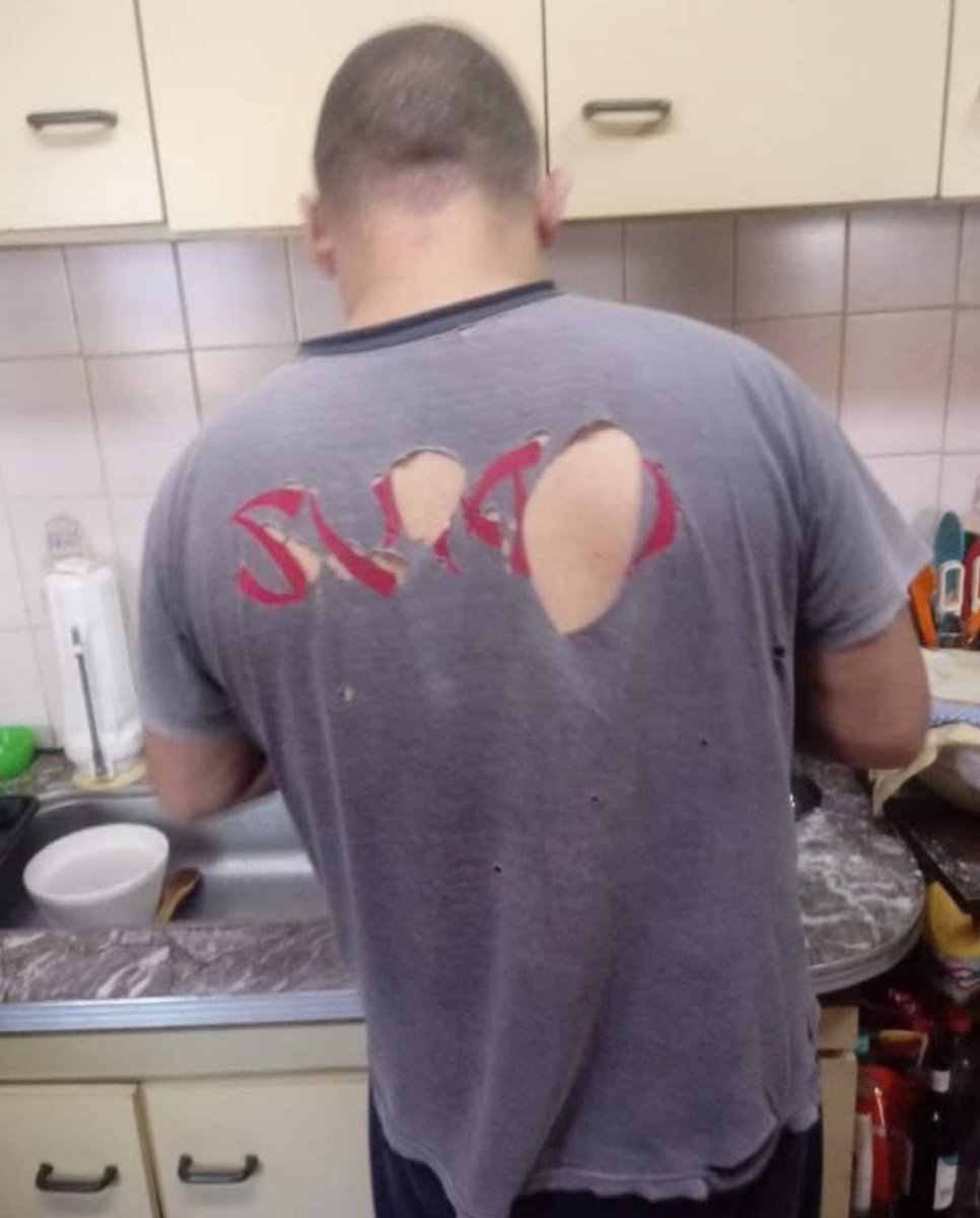 La remera Que compras en Utthe a la semana de uso :