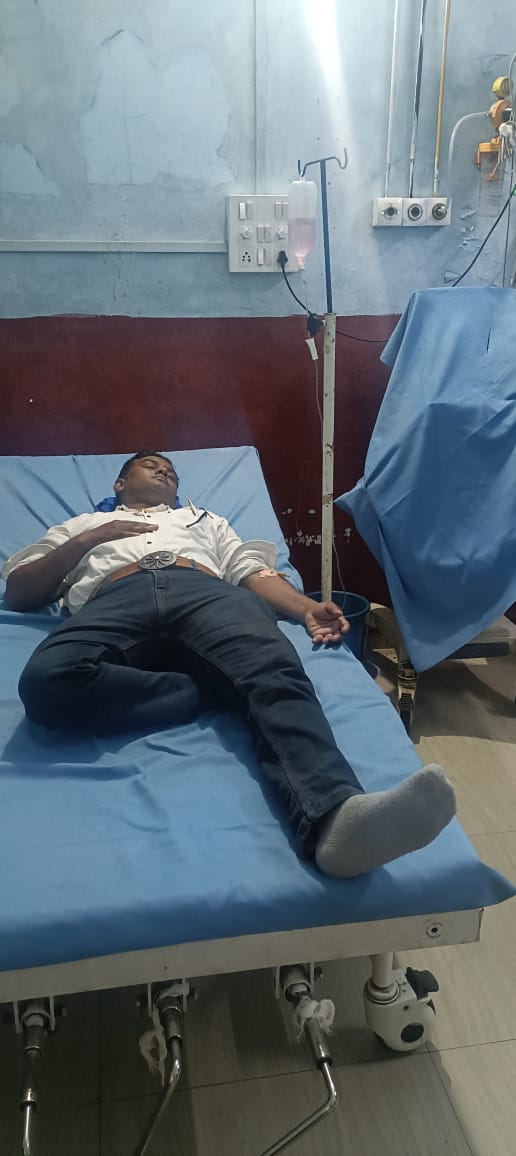 📌भीम आर्मी भारत एकता मिशन के राष्ट्रीय उपाध्यक्ष एवं मध्य प्रदेश सह प्रभारी मान.  दत्तू मेढ़े जी का अचानक स्वास्थ्य खराब होने से बुरहानपुर हॉस्पिटल में भर्ती तबीयत में पहले से सुधार है।
शीघ्र स्वस्थ होने की कामना करता हूं ।📌 <a href="/BhimArmyChief/">Chandra Shekhar Aazad</a> <a href="/VinayRatanSingh/">Vinay Ratan Singh</a> <a href="/Ravinder_ASPK/">Ravindra Bhati Gurjar</a>