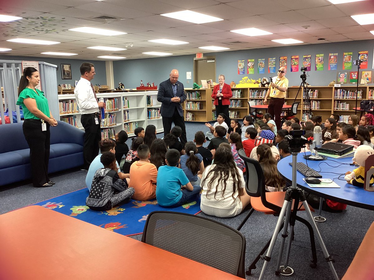Westwood Terrace ES (@nisdwwt) on Twitter photo Thank you to Dr. Craft for visiting us today and gifting us the Northside spirit stick.  <a href="/NISD/">Northside ISD</a> Thank you to Dr. Craft for visiting us today and gifting us the Northside spirit stick.  <a href="/NISD/">Northside ISD</a>