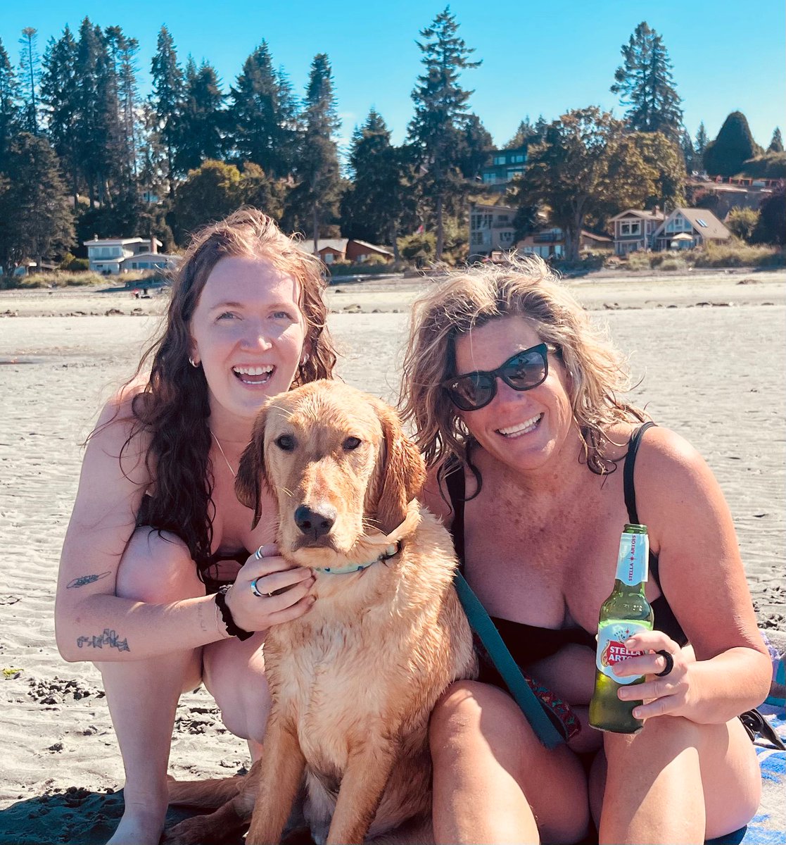 maryanne_pope's tweet image. I had some special visitors this weekend🐾🐾
🐕Luffy, Harleigh and Chey😊

#summerfun #friends #dogs #dogsmakelifebetter #beaches #Qualicum