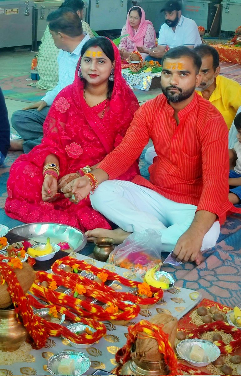 Hrakesh_'s tweet photo. #उज्जैन_मंगलनाथ_काल_भैरव_मन्दिर में दर्शन पूजन कर आशीर्वाद लिया !!
मंगलनाथ उज्जैन श्री कालभैरवनाथ मंदिर कालभैरव उज्जैन https://t.co/DNLzDk26Gn