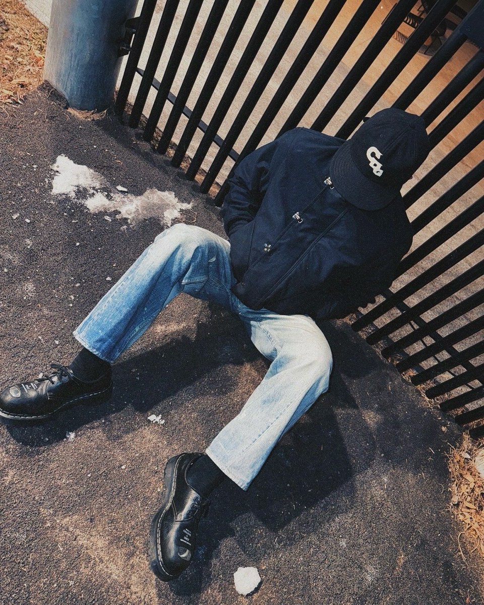 chriutopher's tweet image. nothing serious, just chillin’ 😁
#ChrisGallery