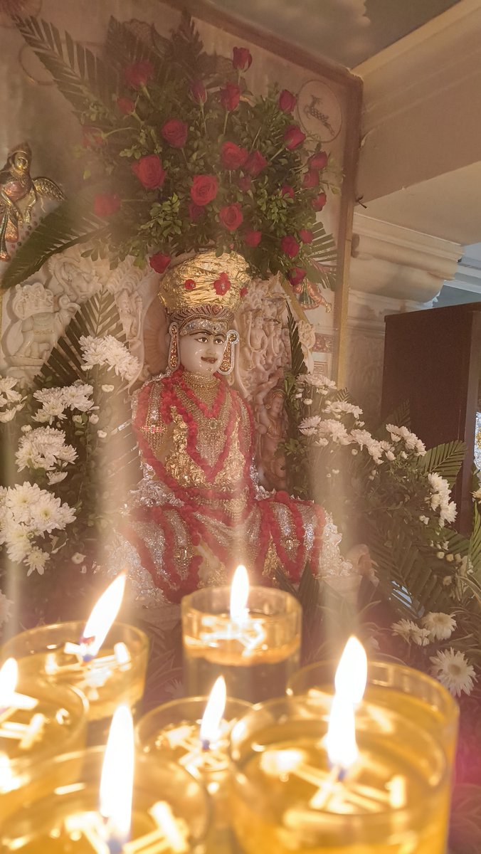 ShubhamShet8's tweet image. Day 8 Paryushan 🙏 
Until next year will miss these 8 days from pratikaman to specially the bhakti nights 
#paryushanmahaparva